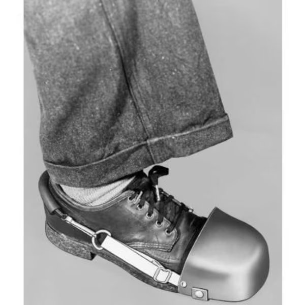 Ellwood Safety Women's Steel Toe Guards, Quick Fastener & Web Strap, 4inW, 1 Pair, Ellwood Safety Appliance Co., Mfr#: 702-4