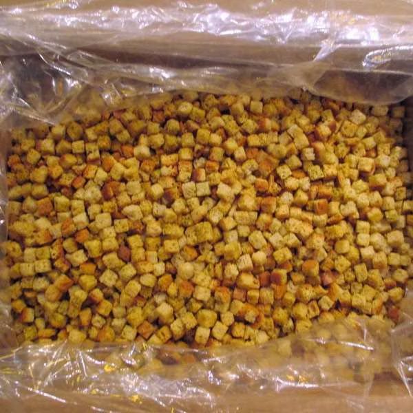 Burry Seasoned Regular Cut 1/2x1/2x1/2 Bulk Crouton 160 oz., Burry, Mfr#: 94422