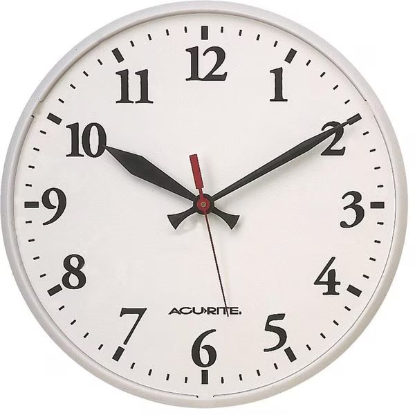 Basic 12-1/2"-dia. Indoor/Outdoor Clock, Acurite, Mfr#: 3LYK5