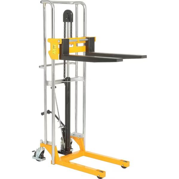 880 Lb. Cap. Manual Lift Stacker, 59 Lift, Global Industrial, Mfr#: 988935