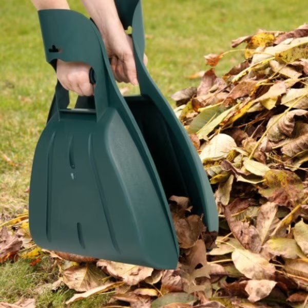 Nature Spring Leaf Scoops- Large Hand-Held Rakes, Nature Spring, Mfr#: 129915ZWP