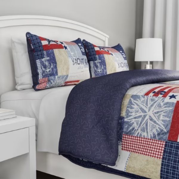 Hastings Home Nautical Americana Quilt Set-Twin XL, Hastings Home, Mfr#: 642475GNU