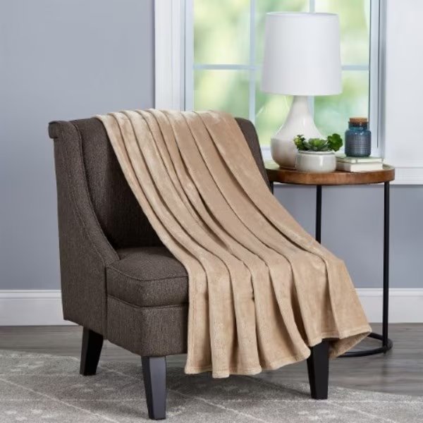 Velvet Throw - Oversized Microfiber Velvet Solid Polyester Throw Blanket - Breathable (Desert Tan), Hastings Home, Mfr#: 340067EHP