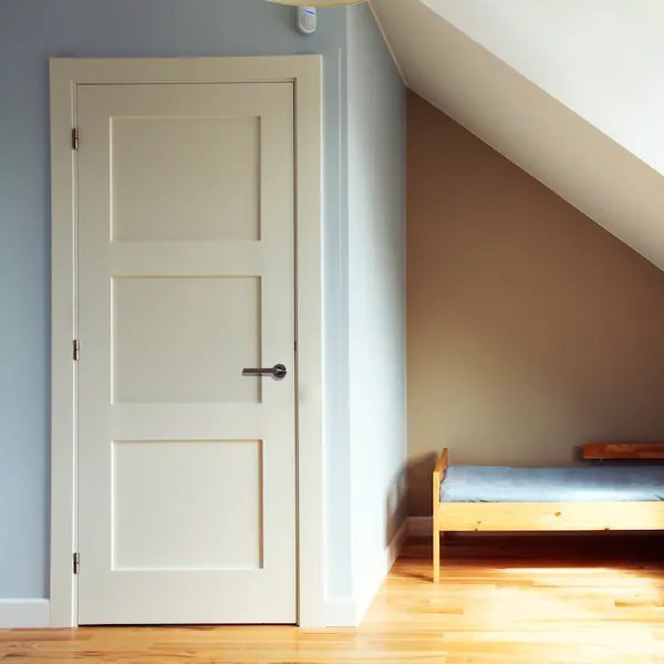 32"x80"x1-3/4" Primed 3-Panel Equal Panel Interior Shaker 20min Fire Rated 4-9/16" LH Prehung Door, Codel Doors, Mfr#: 2868134PRI843320MLH26DB4916