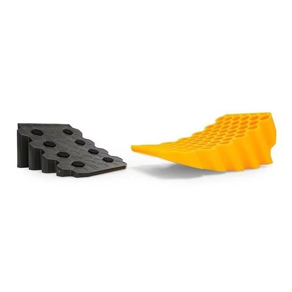 Curved Leveler with Wheel Chock, Strike3, Mfr#: ST652564
