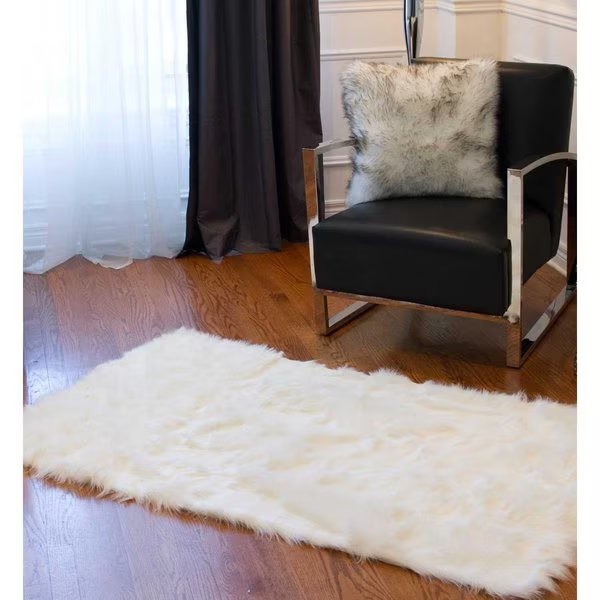 1.5 x 5 x 3 in. Hudson Faux Fur Rectangular Rug Off White, Palacedesigns, Mfr#: PA2477948