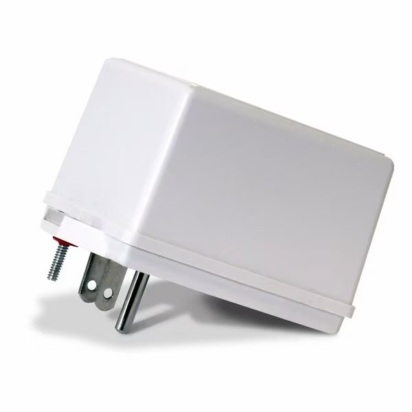 165VAC40VA L6 PlugIn Transformer No LED 3 Prong Fused Wht, Upg, Mfr#: UB1640W 3-L6