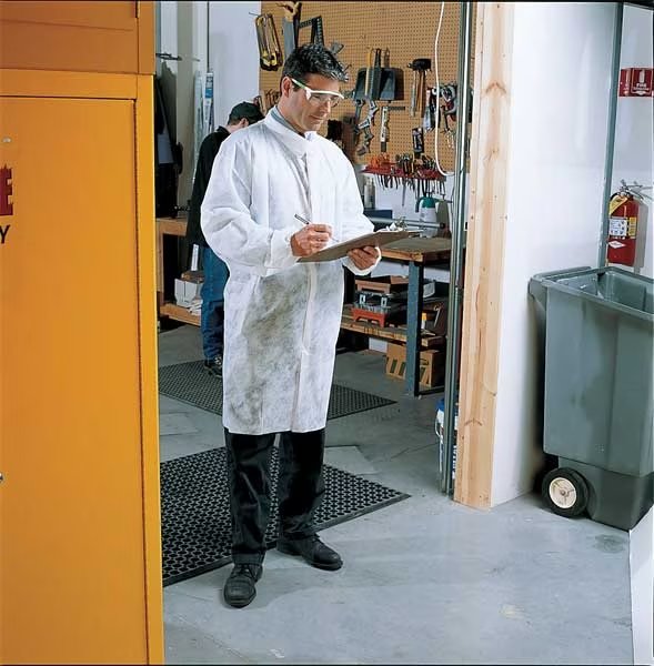 Disp. Coat, L, Polypropylene, White, Cellucap, Mfr#: 3317LGRA