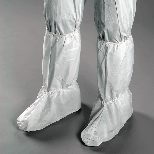 Critical Cover® Boot Covers, Anti-Skid Sole, Elastic Ankle, White, PK200, Critical Cover, Mfr#: BT-T5W12-B