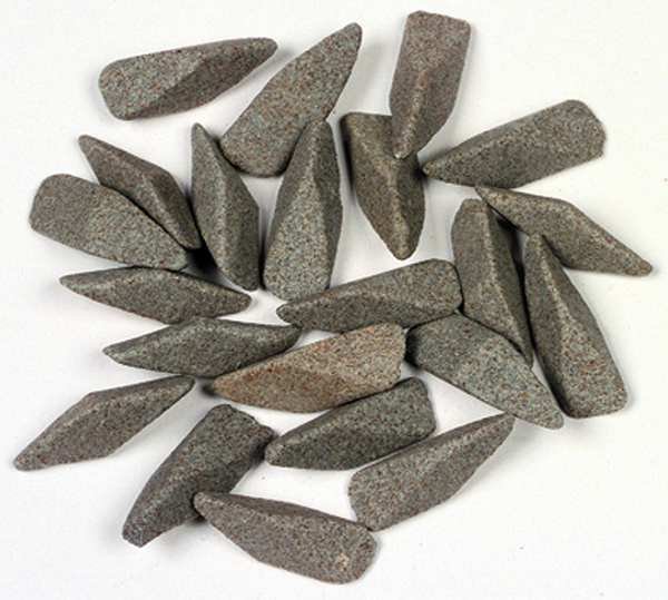 Ceramic Media, Polyhedron, 3/8", Raytech, Mfr#: 41-328